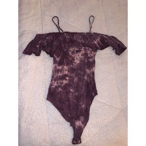 Off the shoulder, American Eagle body suit